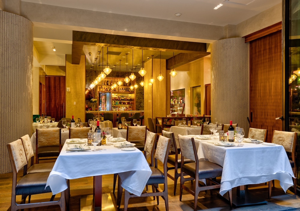 Hyatt Centric Midtown 5th Avenue New York — Restaurant & bars in New York City, New York State