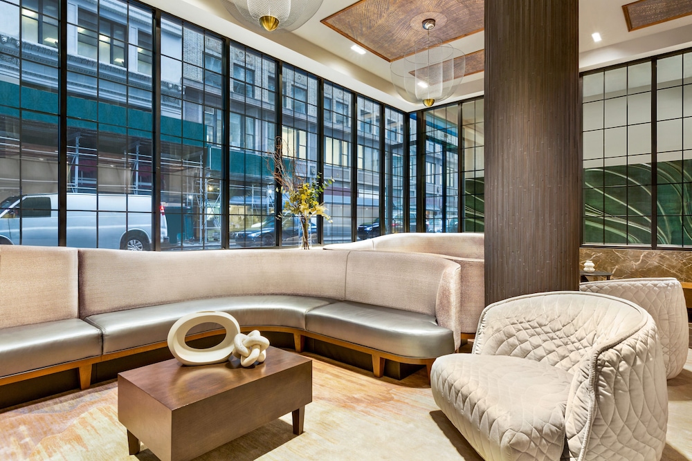 Hyatt Centric Midtown 5th Avenue New York — Hotel building in New York City, New York State
