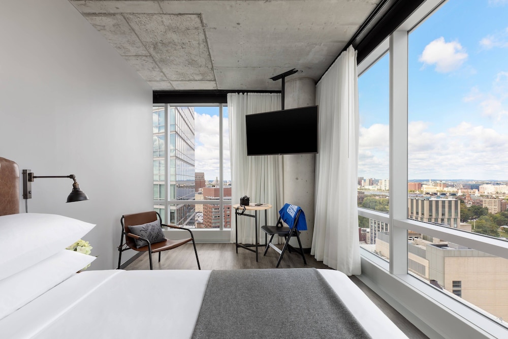 Moxy Boston Downtown — Hotel rooms in Boston, Massachusetts