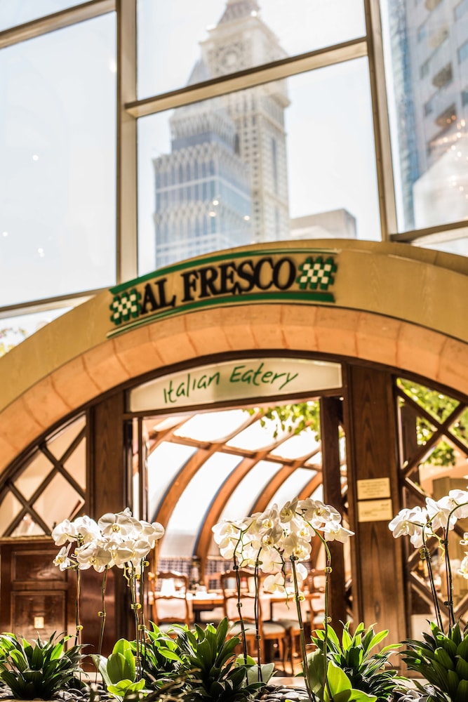 Millennium Plaza Downtown Suites Dubai — Restaurant & bars in Dubai