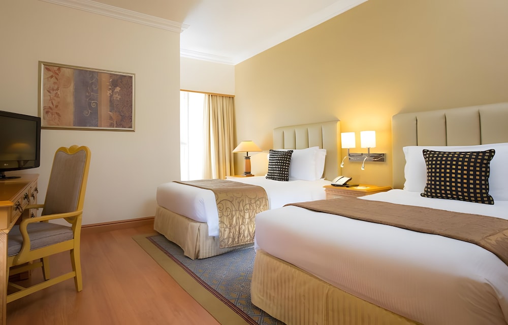 Millennium Plaza Downtown Suites Dubai — Hotel rooms in Dubai