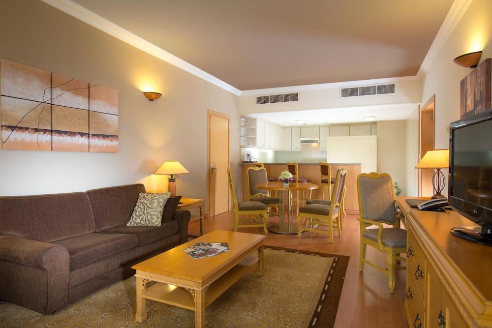 Millennium Plaza Downtown Suites Dubai — Hotel rooms in Dubai