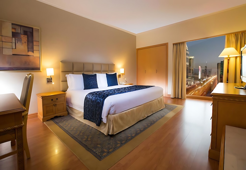 Millennium Plaza Downtown Suites Dubai — Hotel rooms in Dubai