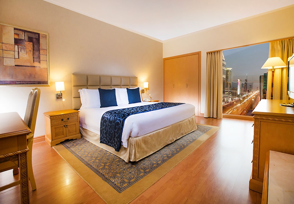 Millennium Plaza Downtown Suites Dubai — Hotel rooms in Dubai