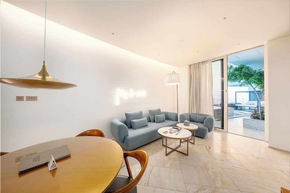 FIVE Jumeirah Village Dubai — Hotel rooms in Dubai
