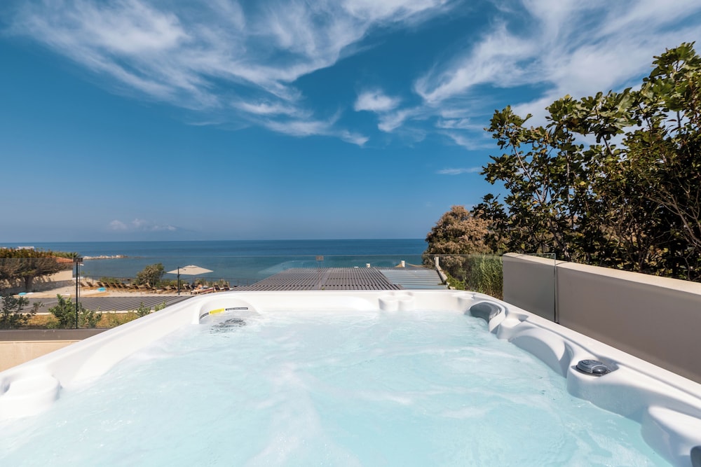 Tsamis Zante Suites - Adults Only — Main photo in Tsilivi, Ionian Islands