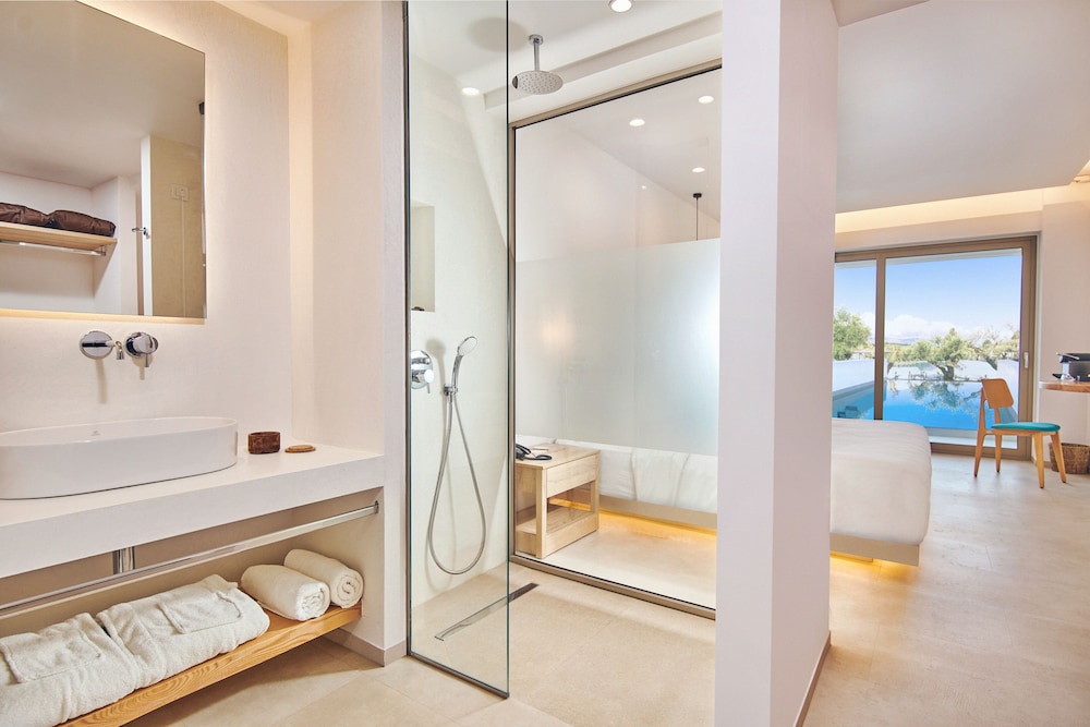 Tsamis Zante Suites - Adults Only — Hotel rooms in Tsilivi, Ionian Islands