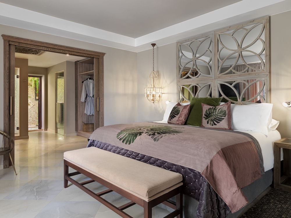 Royal River, Luxury Hotel - Adults Only — Rooms in Costa Adeje, Canary Islands