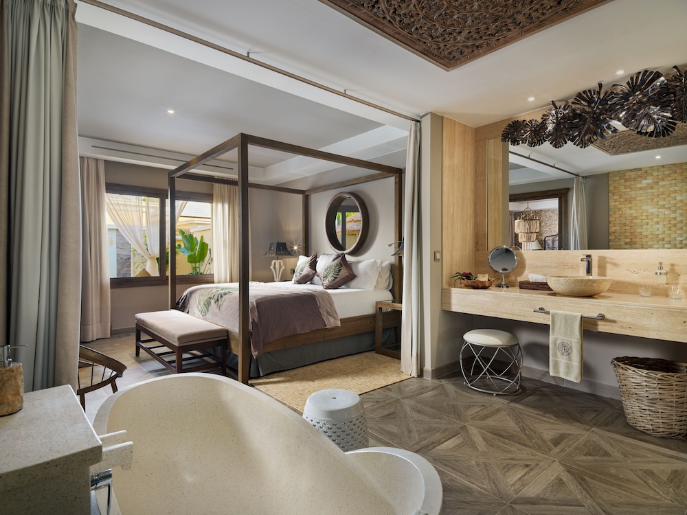 Royal River, Luxury Hotel - Adults Only — Rooms in Costa Adeje, Canary Islands