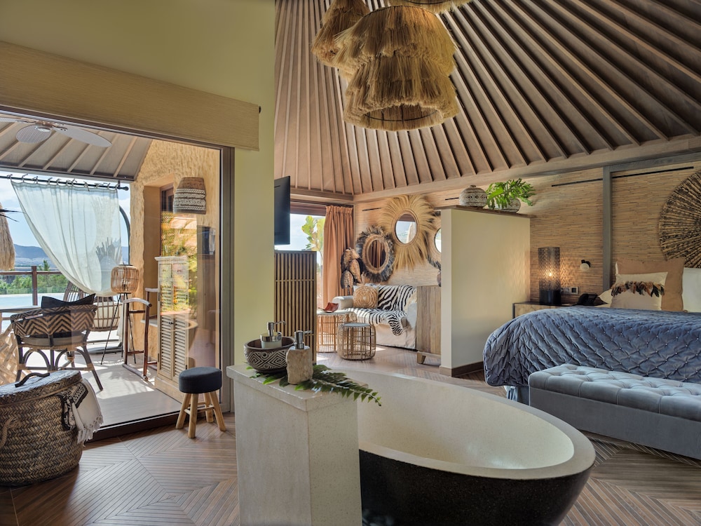 Royal River, Luxury Hotel - Adults Only — Rooms in Costa Adeje, Canary Islands
