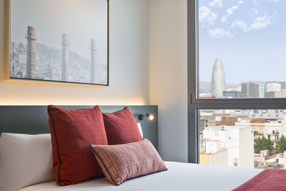 Hotel Acta Voraport — Hotel rooms in Barcelona, Catalonia