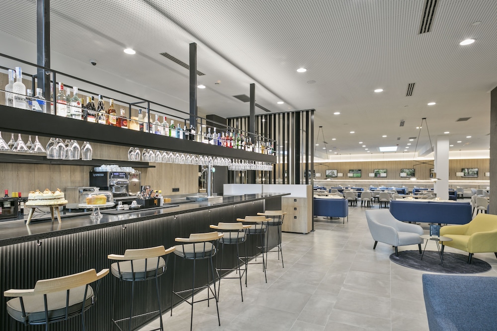 Hotel Acta Voraport — Restaurant & bars in Barcelona, Catalonia