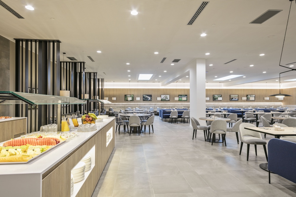 Hotel Acta Voraport — Restaurant & bars in Barcelona, Catalonia