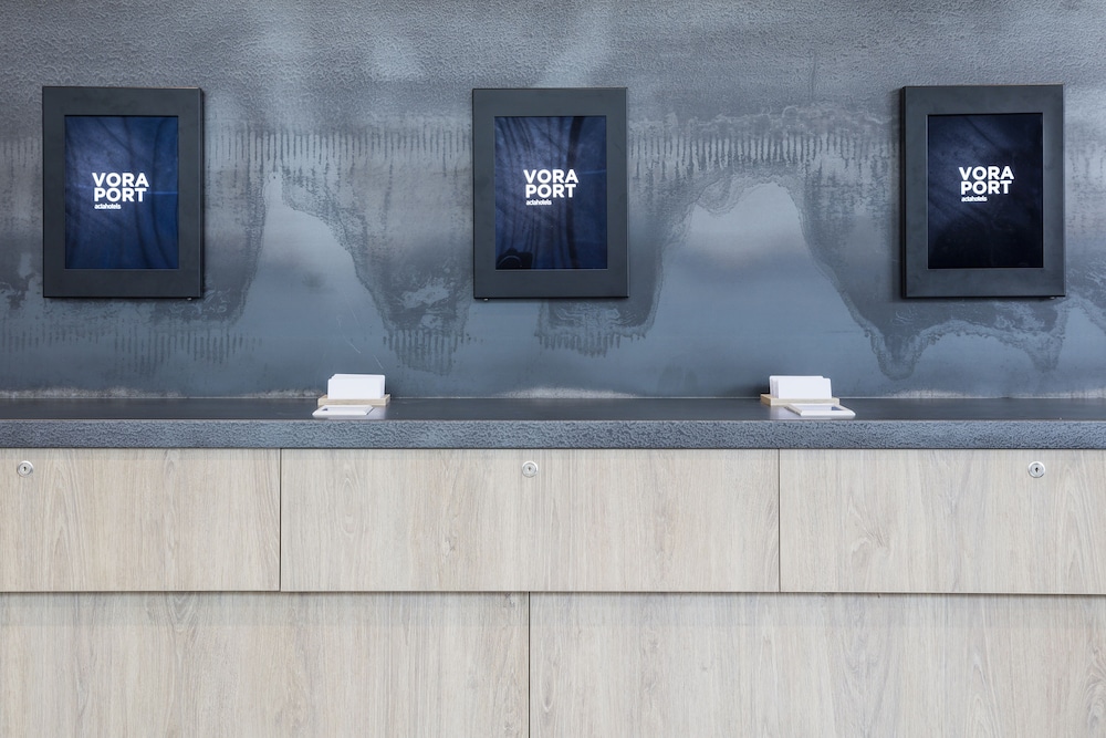 Hotel Acta Voraport — Restaurant & bars in Barcelona, Catalonia