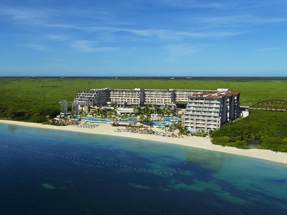 Dreams Natura Resort & Spa - All Inclusive — Beach in Puerto Morelos, Quintana Roo