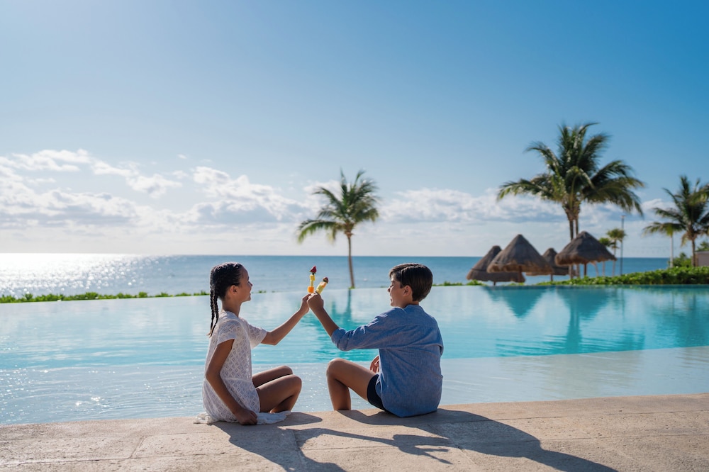Dreams Natura Resort & Spa - All Inclusive — Swimming pool in Puerto Morelos, Quintana Roo