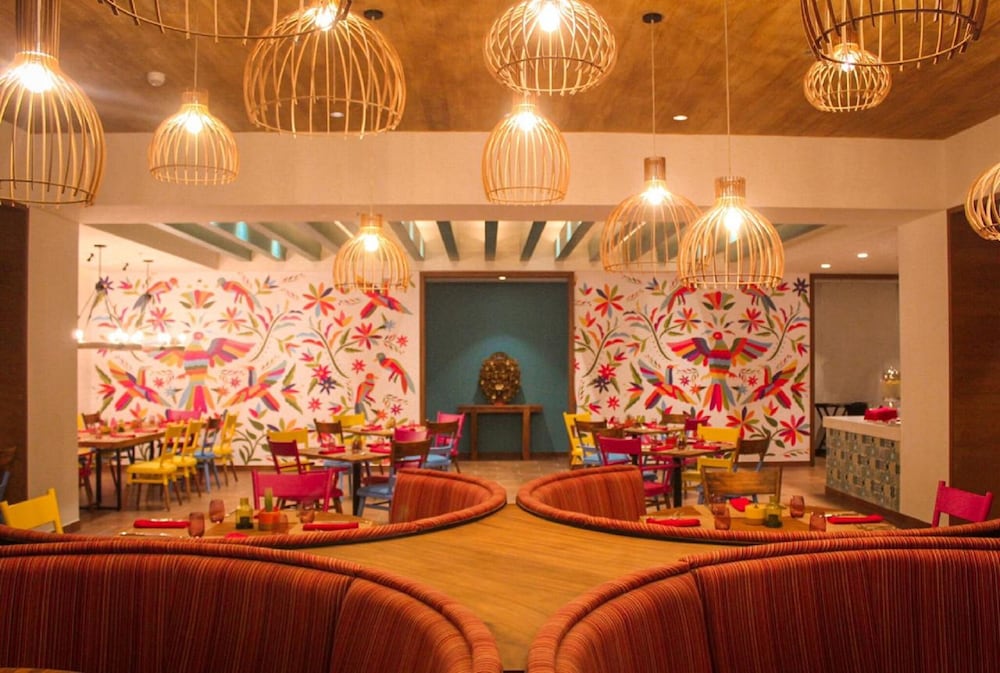 Dreams Natura Resort & Spa - All Inclusive — Restaurant & bars in Puerto Morelos, Quintana Roo