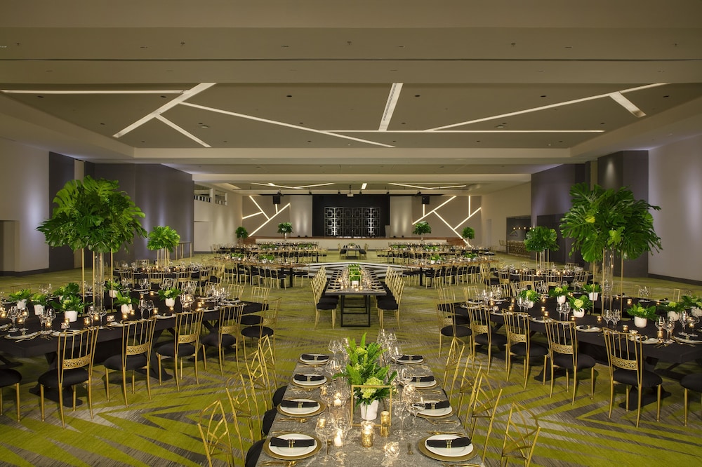 Dreams Natura Resort & Spa - All Inclusive — Hotel building in Puerto Morelos, Quintana Roo