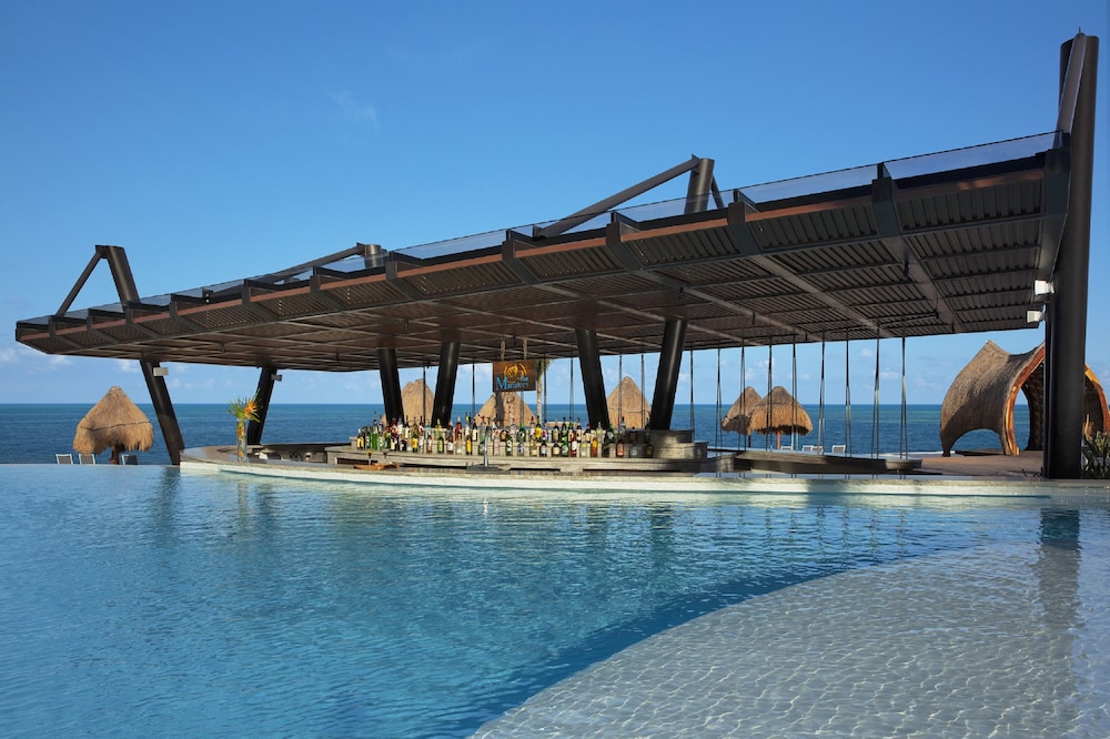 Dreams Natura Resort & Spa - All Inclusive — Swimming pool in Puerto Morelos, Quintana Roo