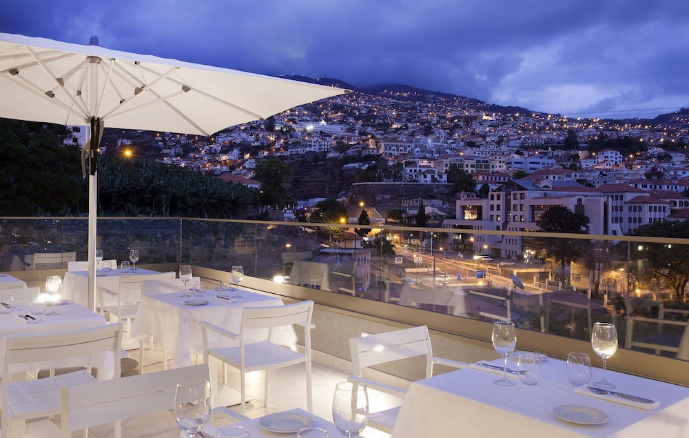 Madeira Turim Santa Maria Hotel — Restaurant & bars in Funchal, Madeira