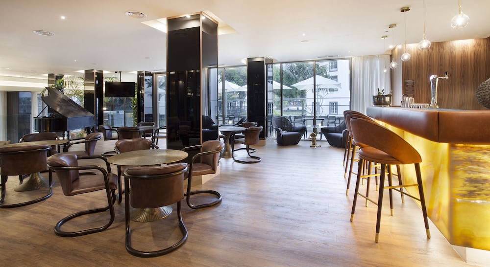 Madeira Turim Santa Maria Hotel — Restaurant & bars in Funchal, Madeira