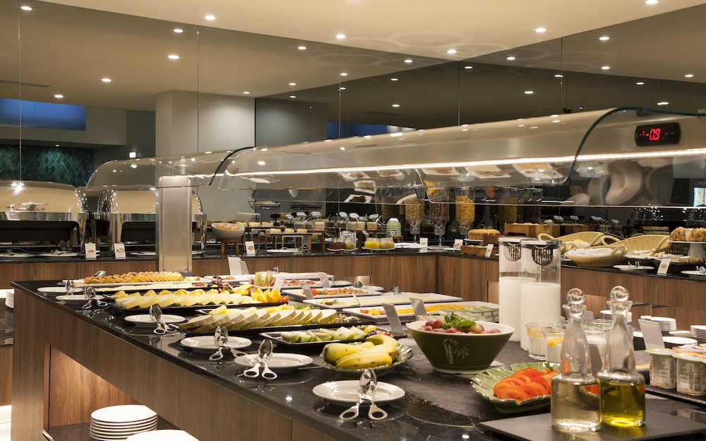 Madeira Turim Santa Maria Hotel — Restaurant & bars in Funchal, Madeira
