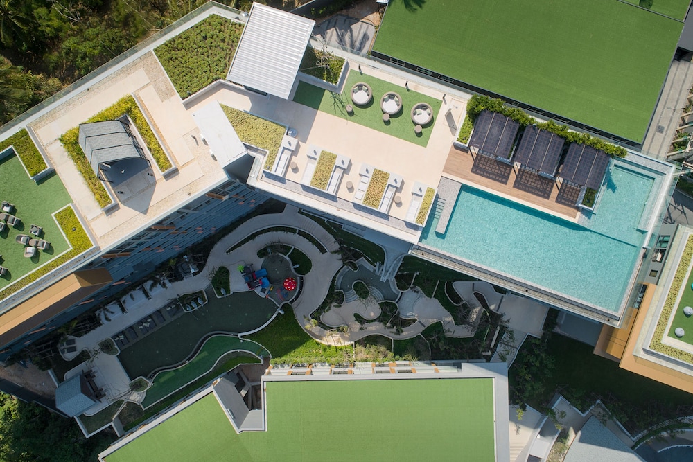 MIDA Grande Resort Phuket — Swimming pool in Bang Tao Beach, Phuket Province