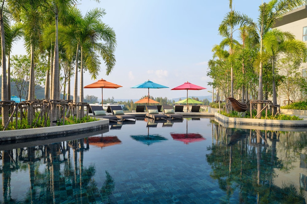 MIDA Grande Resort Phuket — Swimming pool in Bang Tao Beach, Phuket Province
