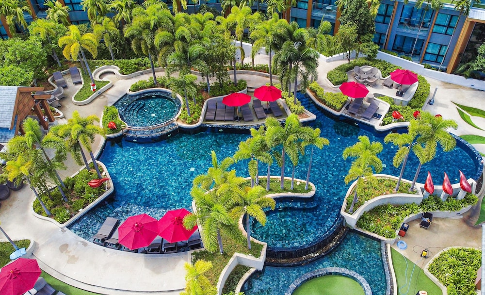 MIDA Grande Resort Phuket — Hotel building in Bang Tao Beach, Phuket Province