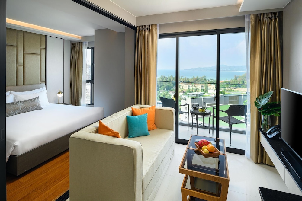MIDA Grande Resort Phuket — Hotel rooms in Bang Tao Beach, Phuket Province