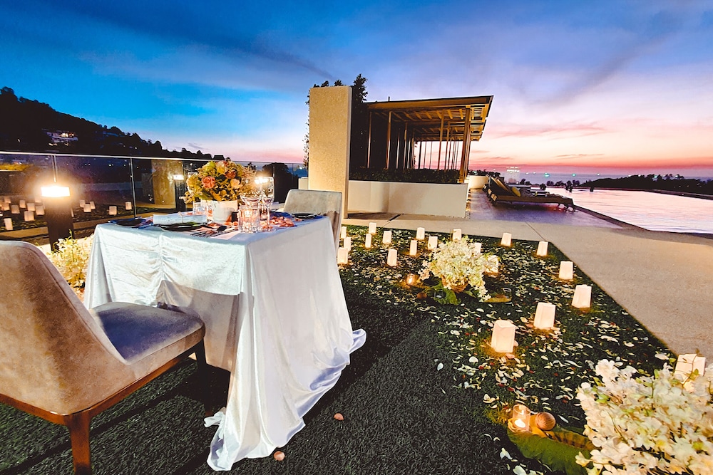 MIDA Grande Resort Phuket — Hotel building in Bang Tao Beach, Phuket Province