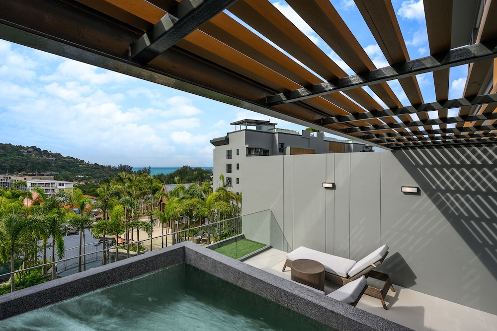 MIDA Grande Resort Phuket — Swimming pool in Bang Tao Beach, Phuket Province