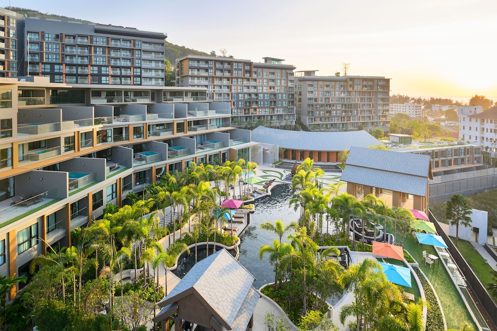 MIDA Grande Resort Phuket — Hotel building in Bang Tao Beach, Phuket Province