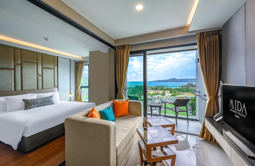 MIDA Grande Resort Phuket — Hotel rooms in Bang Tao Beach, Phuket Province