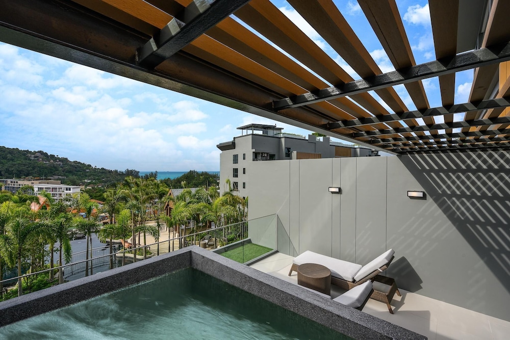 MIDA Grande Resort Phuket — Swimming pool in Bang Tao Beach, Phuket Province
