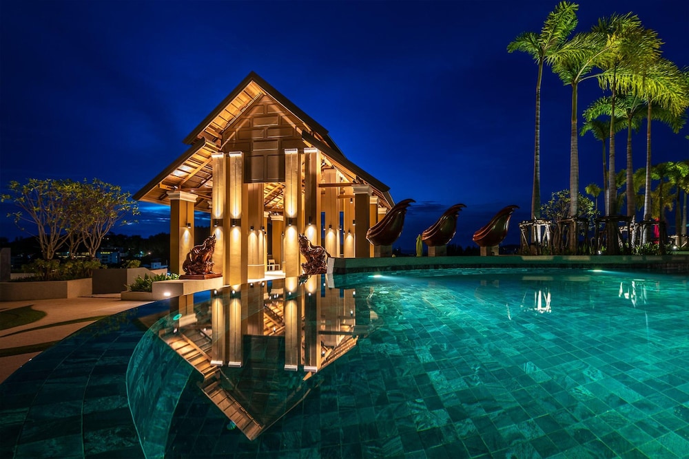 MIDA Grande Resort Phuket — Swimming pool in Bang Tao Beach, Phuket Province