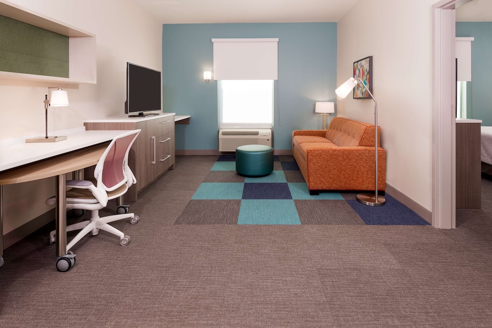 Home2 Suites by Hilton Orlando Near UCF — Hotel rooms in Orlando, Florida