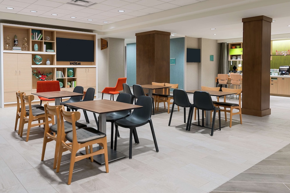 Home2 Suites by Hilton Orlando Near UCF — Restaurant & bars in Orlando, Florida