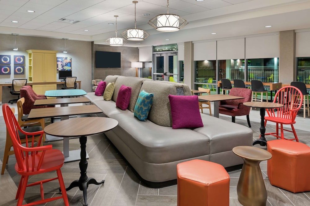 Home2 Suites by Hilton Orlando Near UCF — Restaurant & bars in Orlando, Florida