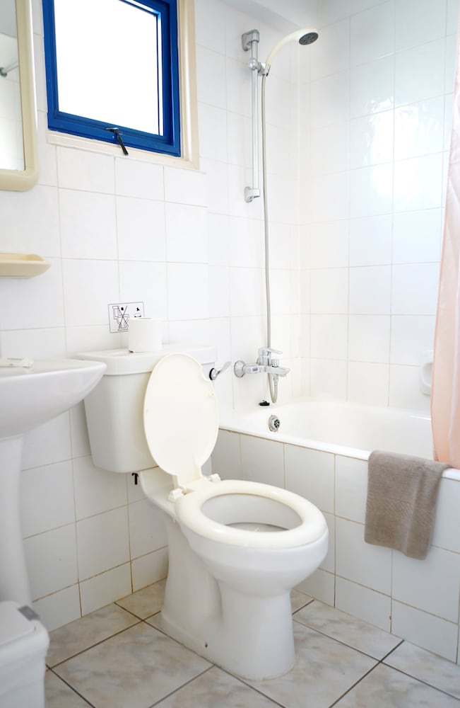 Green Bungalows Hotel Apartments — Hotel rooms in Ayia Napa, Famagusta Region