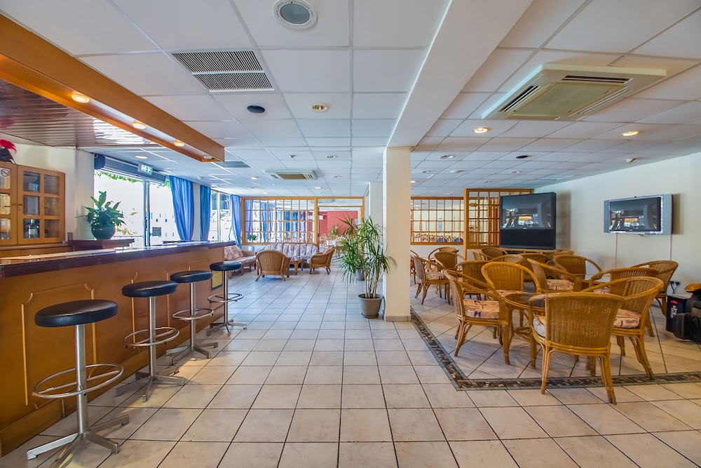 Green Bungalows Hotel Apartments — Restaurant & bars in Ayia Napa, Famagusta Region