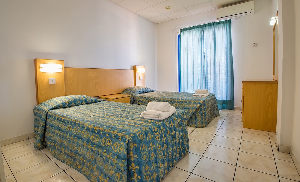 Green Bungalows Hotel Apartments — Hotel rooms in Ayia Napa, Famagusta Region