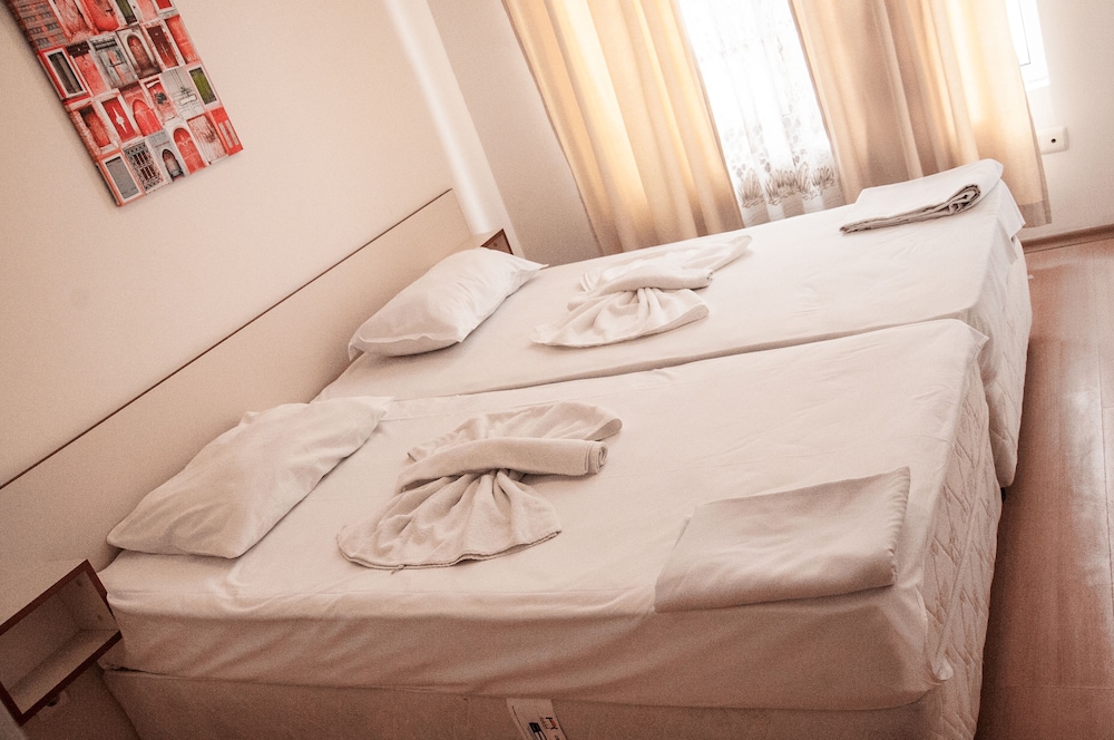 Rainbow 2 Holiday Complex — Hotel rooms in Sunny Beach, Burgas Region