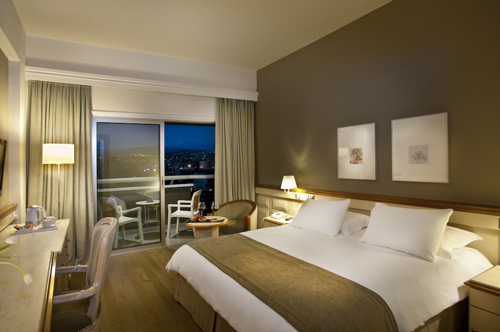 Alasia Hotel — Hotel rooms in Limassol, Limassol Region
