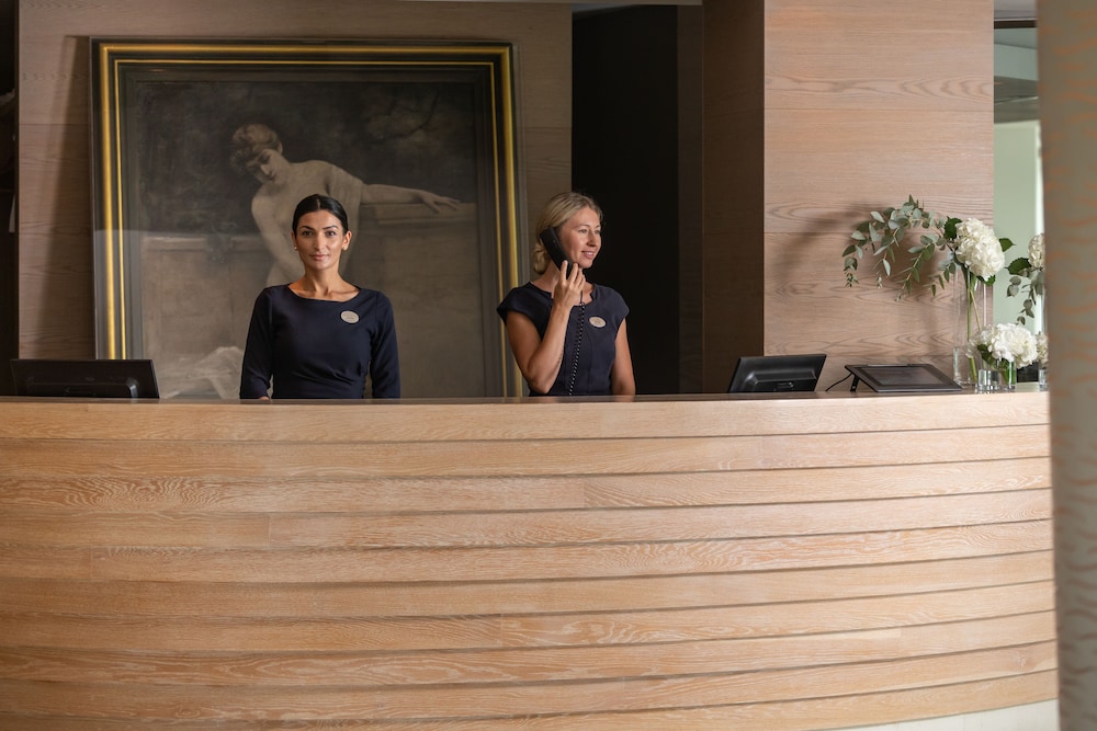 Alasia Hotel — Hotel building in Limassol, Limassol Region