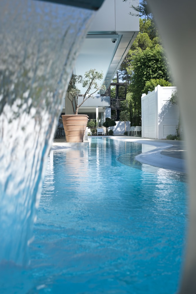 Alasia Hotel — Swimming pool in Limassol, Limassol Region