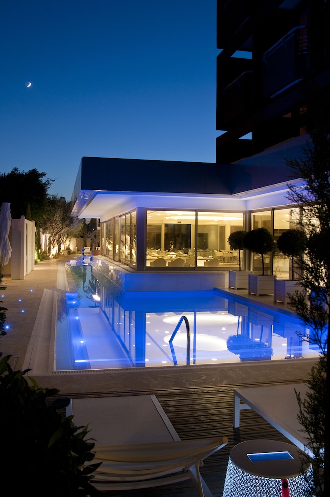 Alasia Hotel — Swimming pool in Limassol, Limassol Region