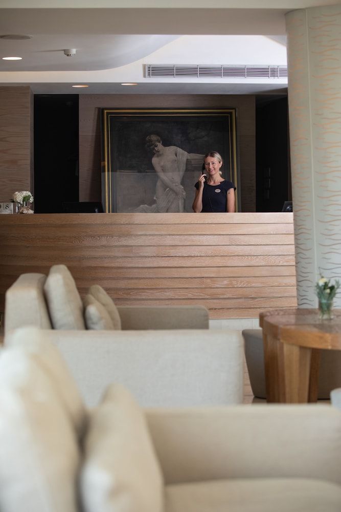 Alasia Hotel — Hotel building in Limassol, Limassol Region
