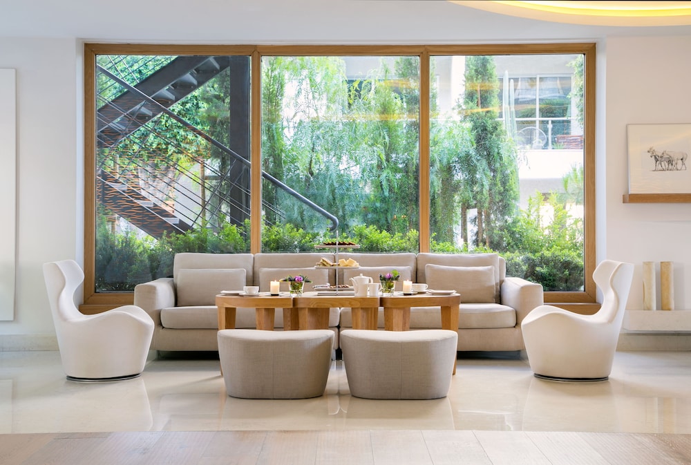 Alasia Hotel — Restaurant & bars in Limassol, Limassol Region