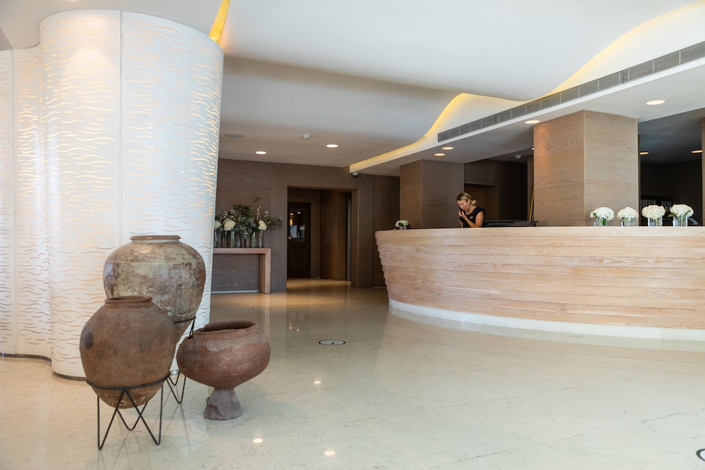 Alasia Hotel — Hotel building in Limassol, Limassol Region